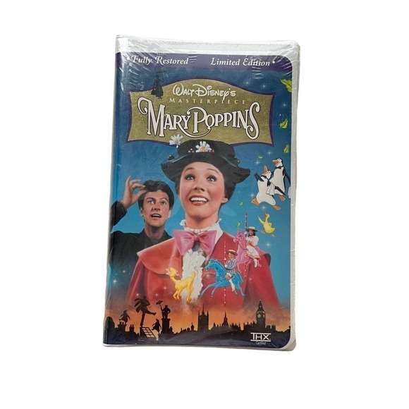 Walt Disney Mary Poppins VHS Clambshell Tape Movie Vintage Limited Edition Seal - Picture 1 of 11